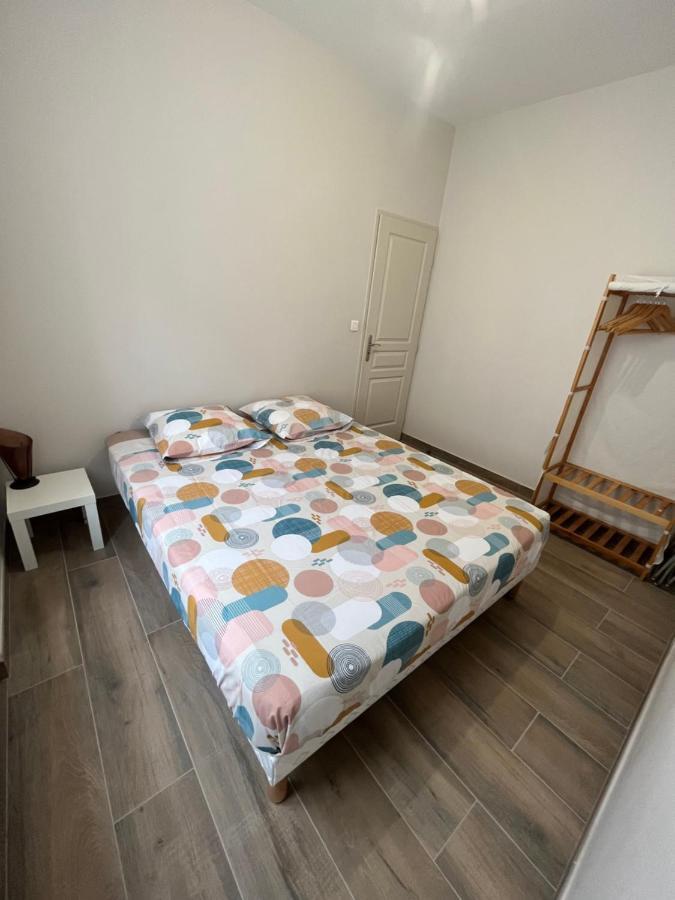 Saint-Fons Appartement Renove A 15 Min De Lyon מראה חיצוני תמונה